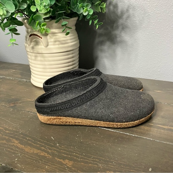 Stegmann Wool Clogs Size 6 Women Grey cork Slip-on cozy warm fall winter - Picture 3 of 10